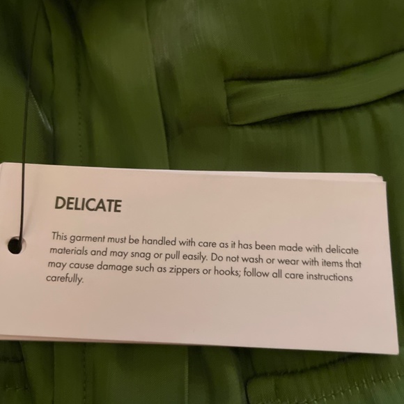 Dress - Picture 5 of 6